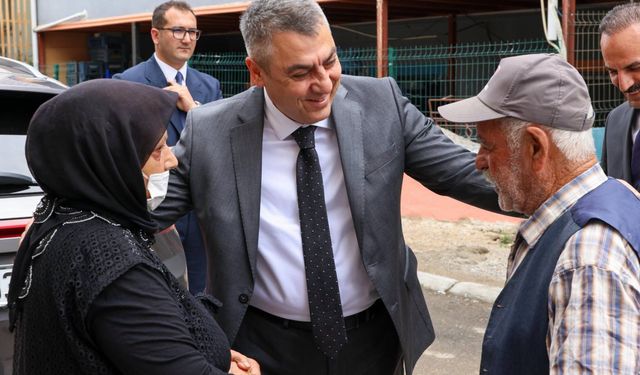 Vali Toros, Yaşlılar Günü’nde Gönüllere Dokundu