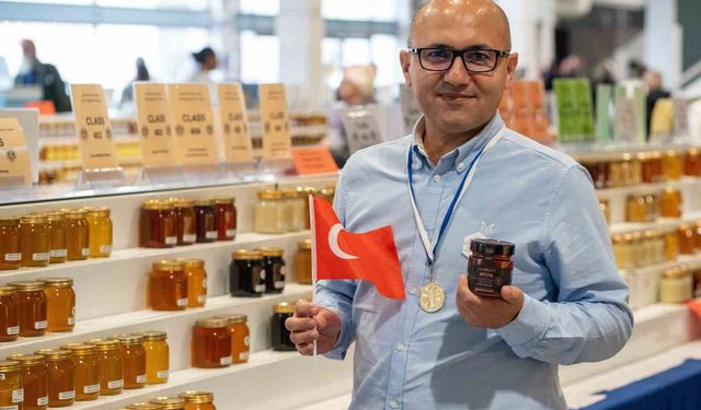 Eğriçayır Yaylası'nın bereketi: Türk balı altın madalya kazandı dünya birincisi oldu
