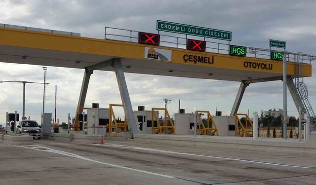 Ulaşıma açılan 'Çeşmeli-Kızkalesi Otoyolu'ndan ilk günde 17 binden fazla araç geçti