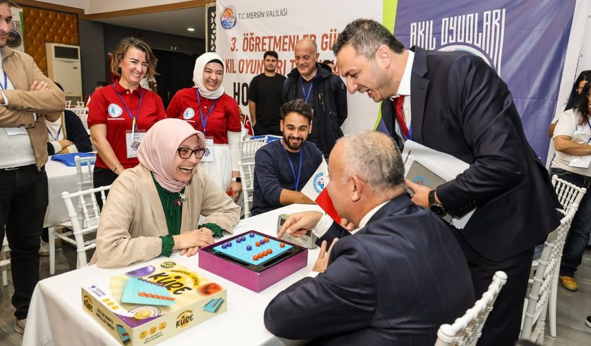 Türkiye Akıl Ve Zeka Oyunları Turnuvası Mersin'de başladı