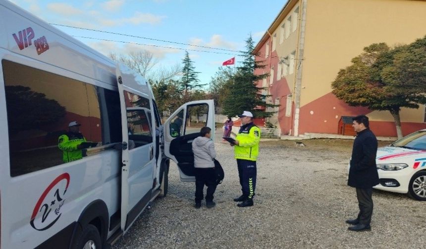 Kırklareli’nde okul servisleri denetlendi