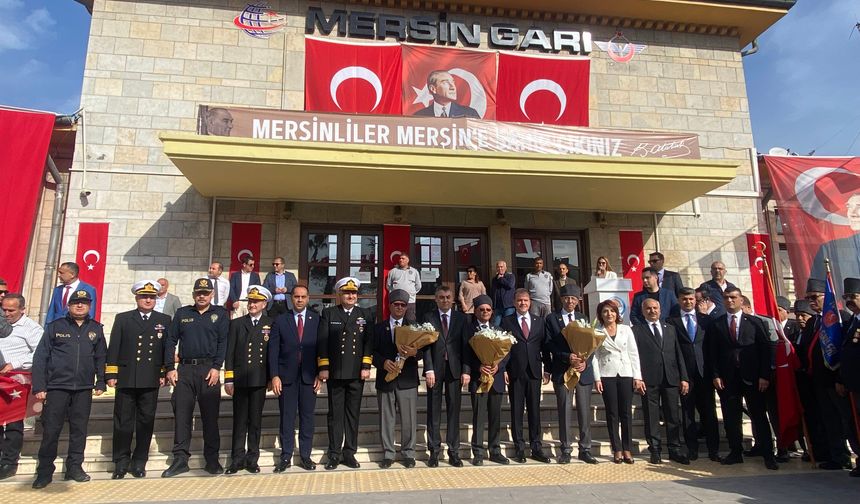 Atatürk'ün Mersin'e gelişinin 102'inci yıl dönümü törenle kutlandı