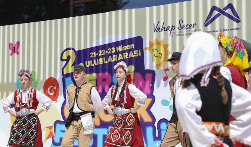 2. Uluslararası Mersin Çocuk Festivali sürüyor