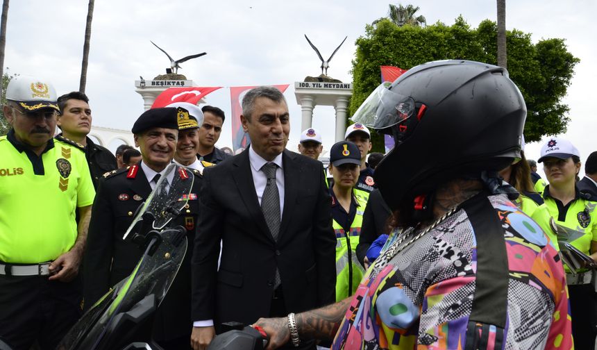 Vali Toros , "Bir saniye her şeyi değiştirebilir"