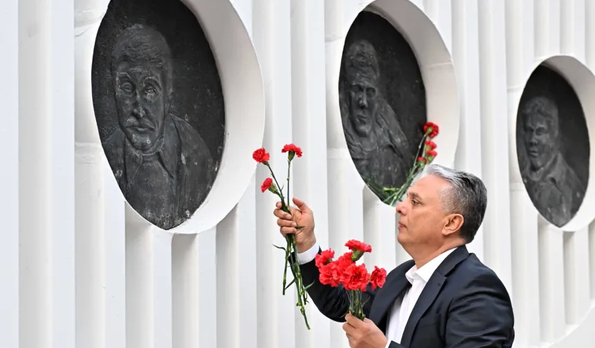 Antalya Muratpaşa'da 'üç fidan'a anma
