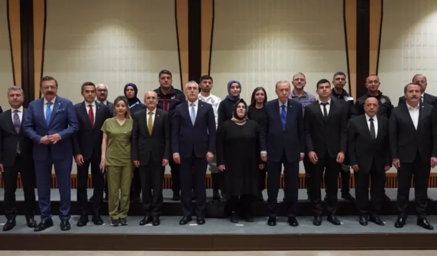 Cumhurbaşkanı Erdoğan, emek temsilcileriyle buluştu