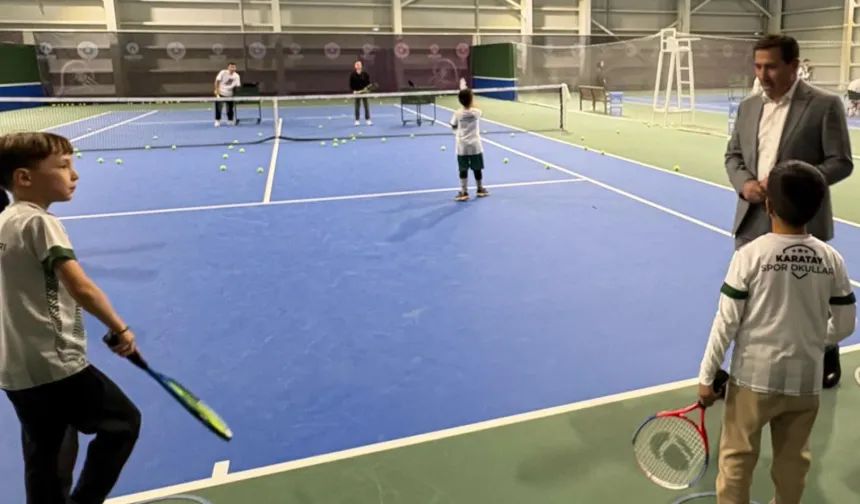 Konya'da Başkan Kılca Tenis Kortu’nda sporseverlerle buluştu