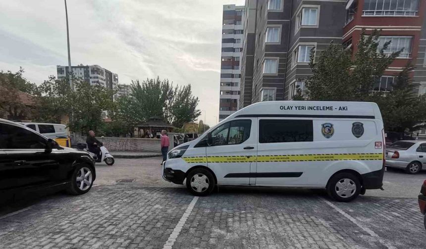 8. kattan düşen şahıs hayatını kaybetti