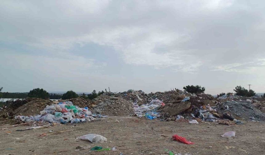 Açık alana atık döken belediyeye 1,8 milyon lira ceza
