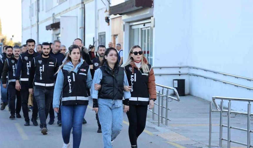Adana Büyükşehir Belediyesindeki ihaleye fesat ve rüşvet davası