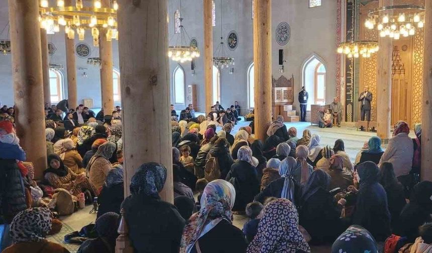 Afyonkarahisar’da Kur’an Kursları yıl sonu kapanış programları düzenlendi