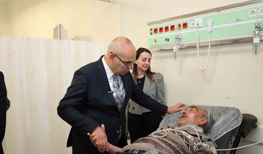 Ağrı Eğitim ve Araştırma Hastanesi’nde sunulan sağlık hizmetleri yerinde incelendi