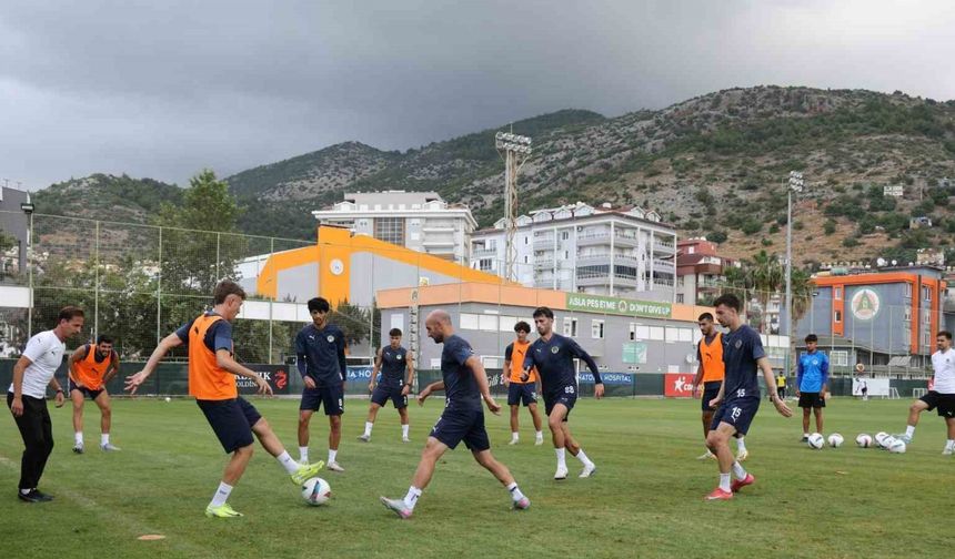 Alanyaspor, Sivasspor maçı hazırlıklarını tamamladı