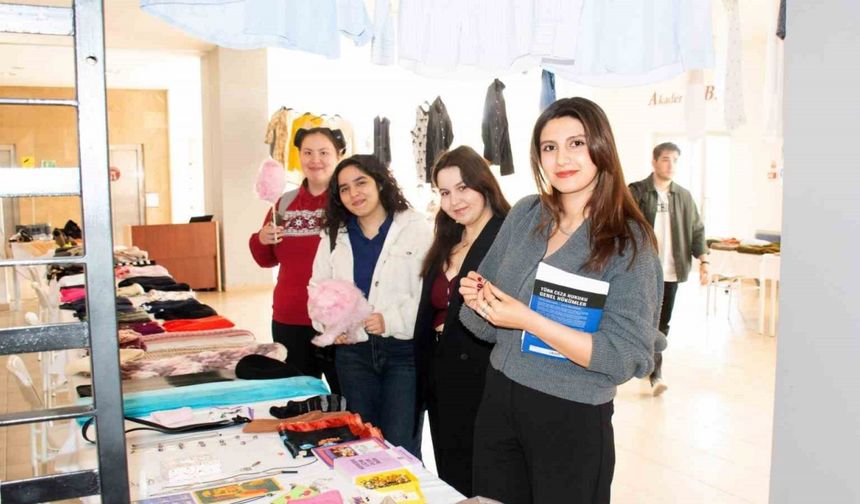 Anadolu Üniversitesi İBF’de İleri Takas pazarı kuruldu