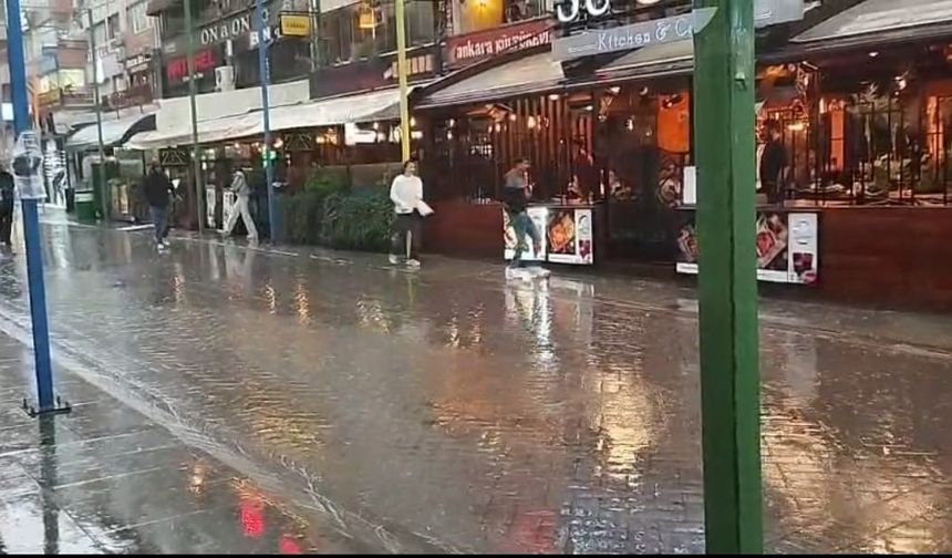 Ankara’da sağanak etkili oldu