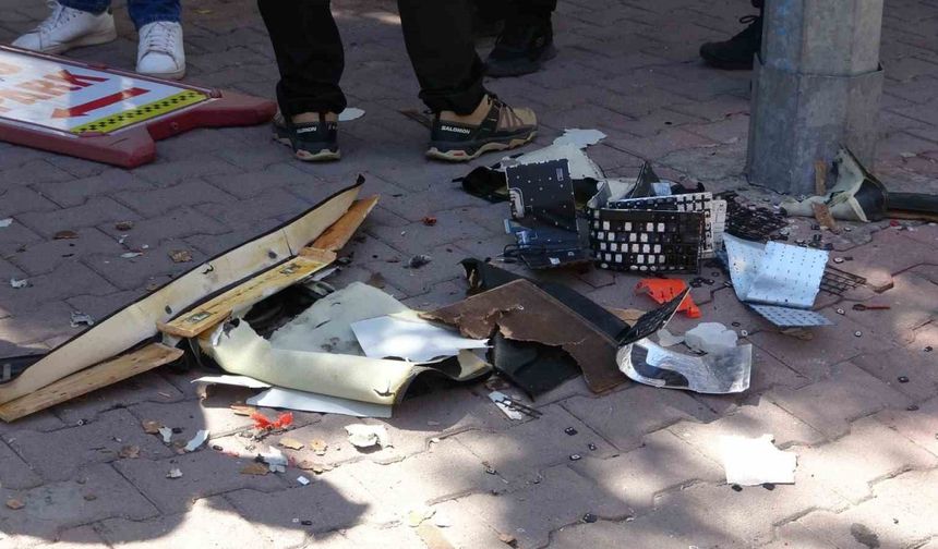 Antalya’da şüpheli çantadan bilgisayar klavyesi çıktı