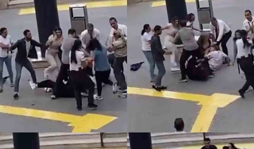 AVM önünde kadınlar tekme tokat kavga etti: O anlar kamerada