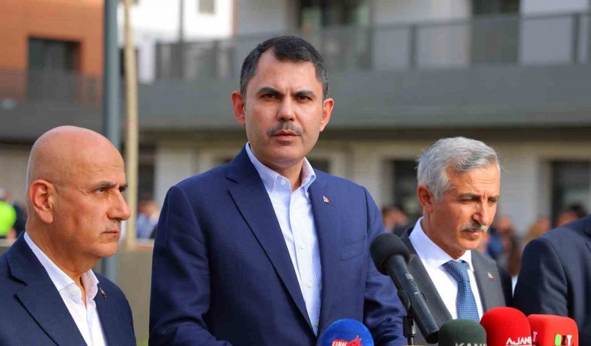 Bakan Kurum: "Bu yılın sonunda da tüm depremzedeler evlerine kavuşacak"