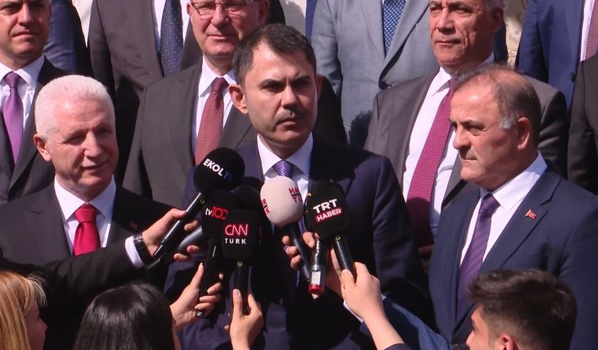 Bakan Kurum: "Hep birlikte elimizi, gövdemizi taşın altına koymak durumunda olduğumuzu, burada net bir şekilde ifade ettik"