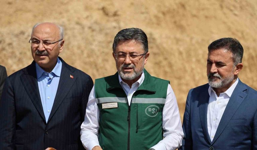 Bakan Yumaklı: "Yapay zeka sulama sistemlerine de entegre oldu"