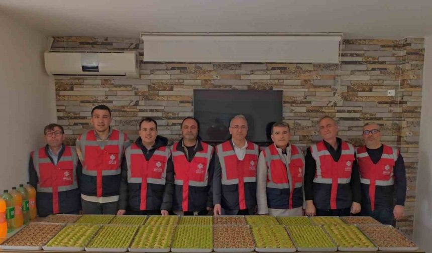 Balıkesir’de 500 mahkûma tatlı dağıtıldı