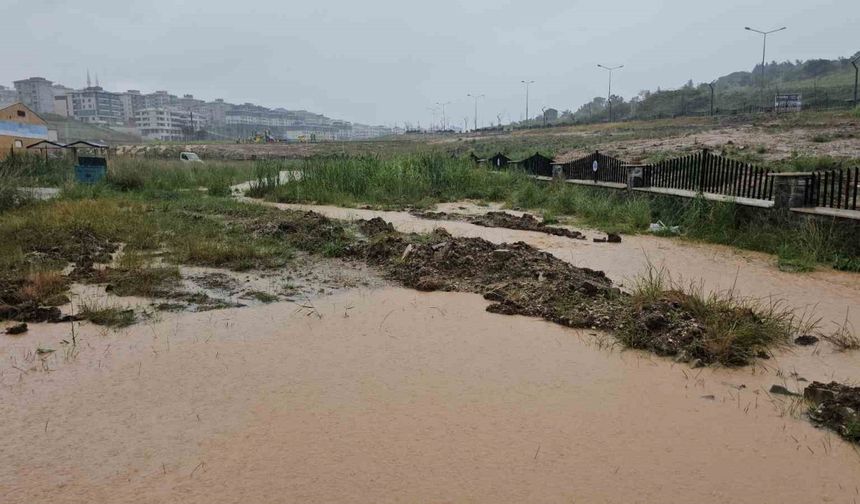 Bandırma sağanakla yüzleşti, Malta Deresi projesi gündeme geldi