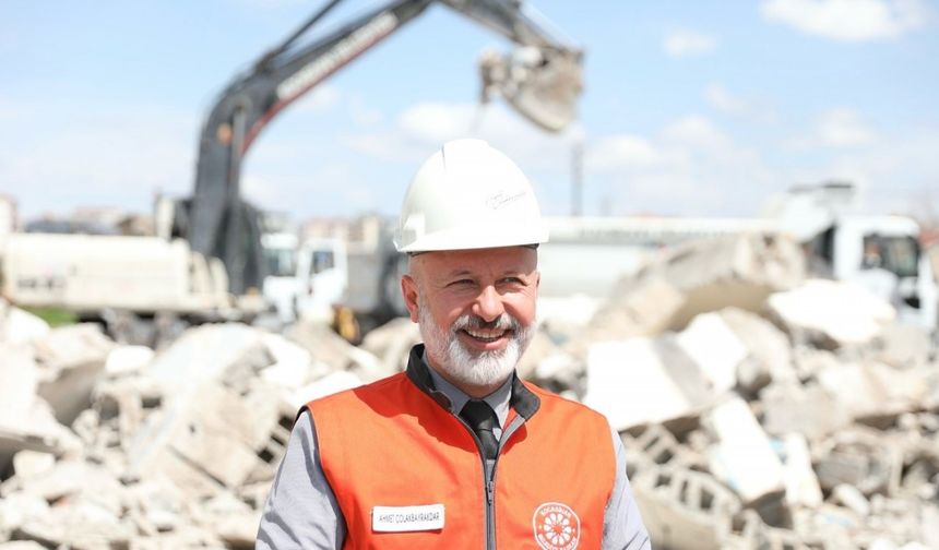 Başkan Çolakbayrakdar: "İğne oyası gibi işledik, şimdi modern yaşam başlıyor"