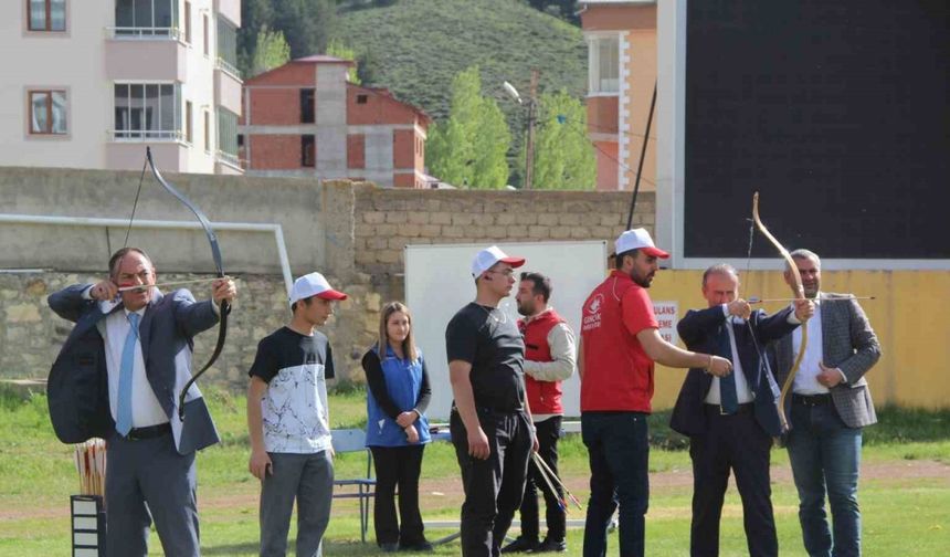 Bayburt’ta ’Okçuluk Turnuvası’ düzenlendi