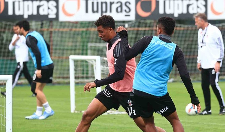 Beşiktaş kondisyon ve taktik çalıştı