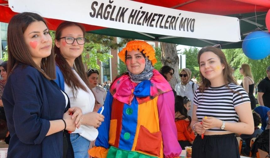 Bilecik’te Bilim ve Kültür Şenliğine binlerce kişi katıldı