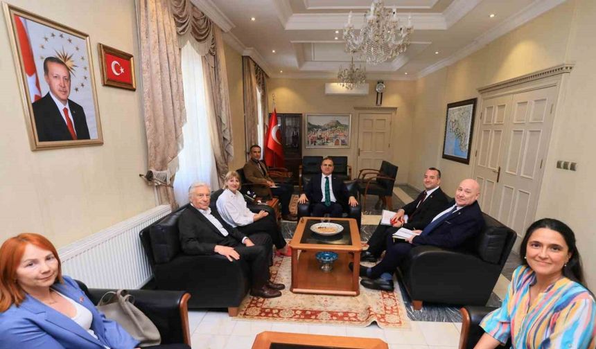 Birleşik Krallık büyükelçisi Vali Akbıyık ve Başkan Aras’ı ziyaret etti