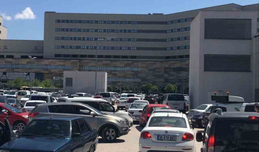 Bursa Şehir Hastanesi’nin otopark sorunu çözülemiyor