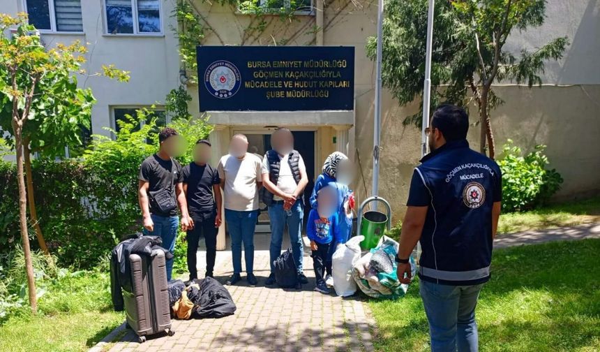 Bursa’da yabancıları kaçak taşıyan organizatör kıskıvrak yakalandı