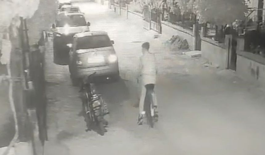 Çaldığı bisikleti beğenmeyince bırakıp motosikleti götürdü