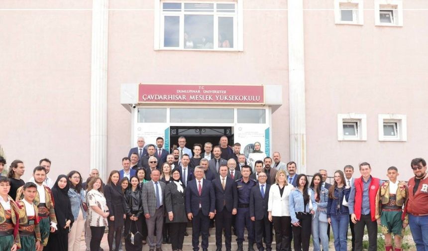Çavdarhisar’da "Aizonai Antik Kentinde Tarih Kültür veTurizm Çalıştayı