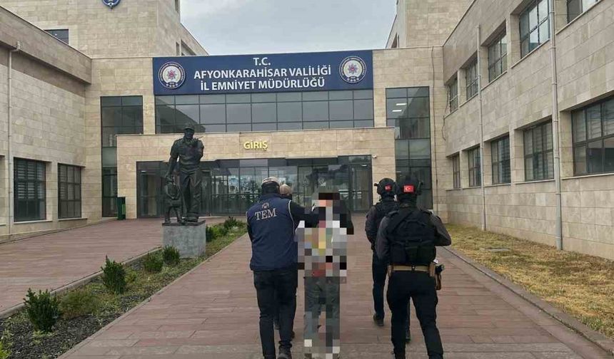 DEAŞ ile bağlantılı olduğu öne sürülen 3 kişi yakalandı