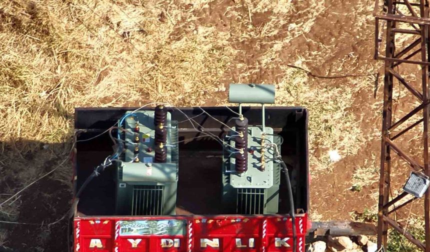 Dronla tespit edilen kaçak trafoyla 200 hanelik elektrik tüketildiği ortaya çıktı
