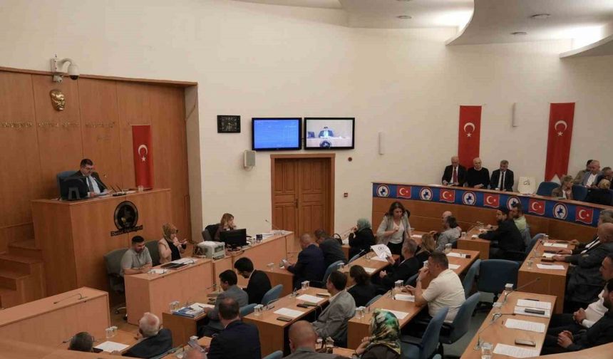 Düzce Belediye Meclisi 26 gündem maddesini görüştü