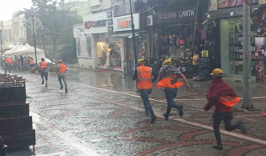 Edirne’de şiddetli yağış ve dolu hayatı olumsuz etkiledi