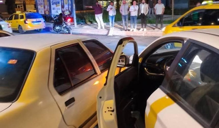 Elazığ’da 2 otomobil kafa kafaya çarpıştı: 2 yaralı