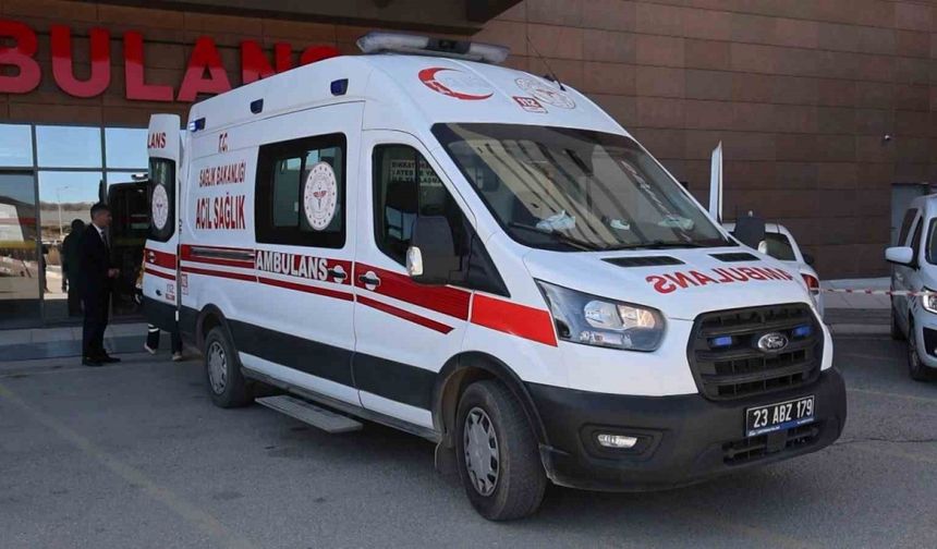 Elazığ’da 4 kişi içtikleri sütlü kahveden zehirlendi