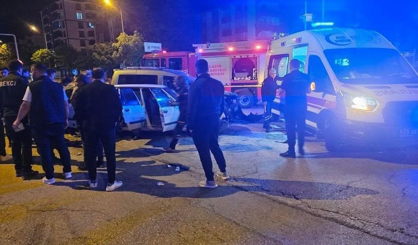 Elazığ’da trafik kazası: 3 yaralı