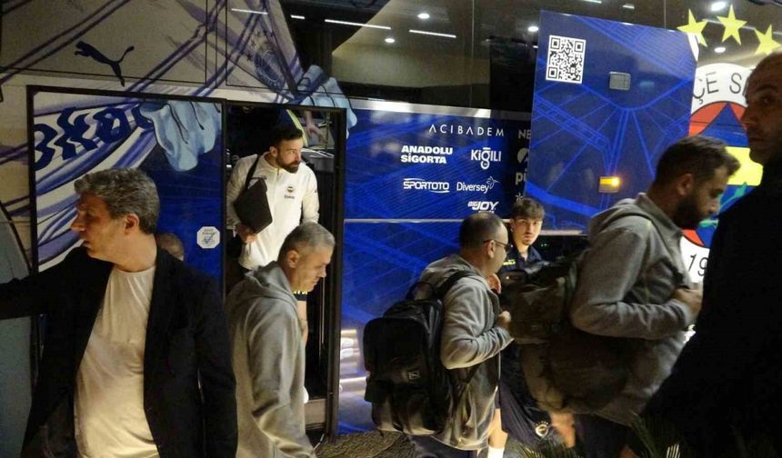 Fenerbahçe Mersin’e geldi