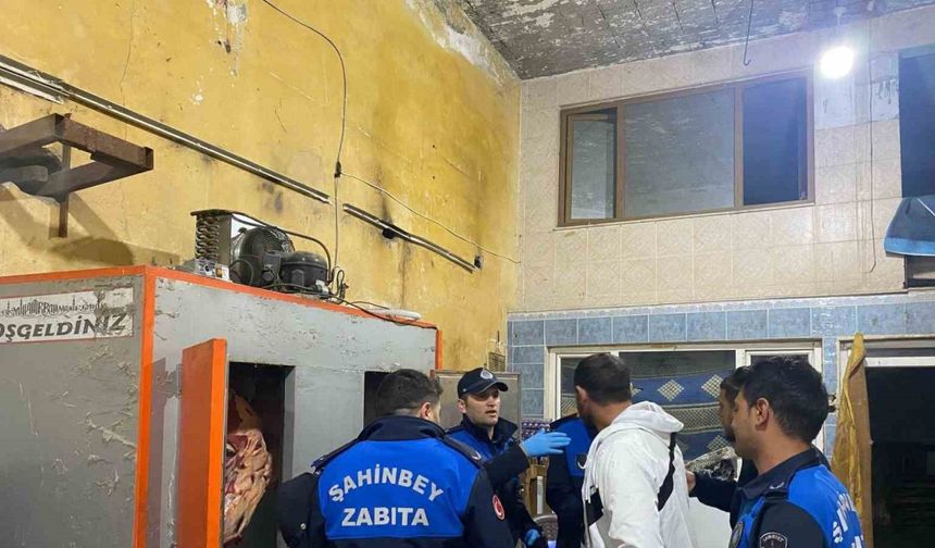 Gaziantep’te 1,5 ton bozuk et ele geçirildi