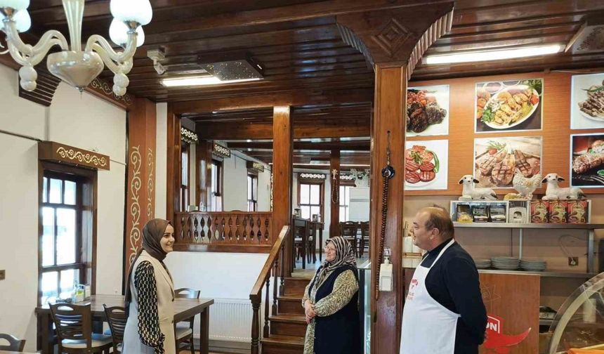 Gölpazarı’nın ekonomik ve sosyal dokusunun önemli parçaları olan esnaflara ziyaret