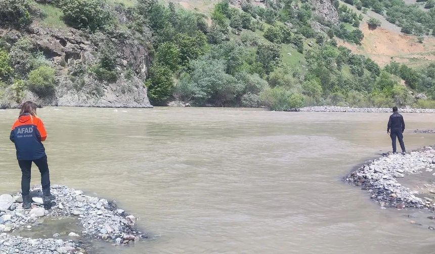 Hakkari’de 22 gündür kayıp kadını, 165 personel ve dron desteğiyle arama çalışmaları sürüyor