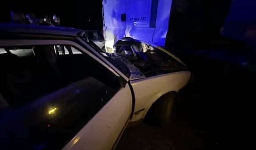 Hatay’da kazada Fiat Tofaş hurdaya döndü: 2 yaralı