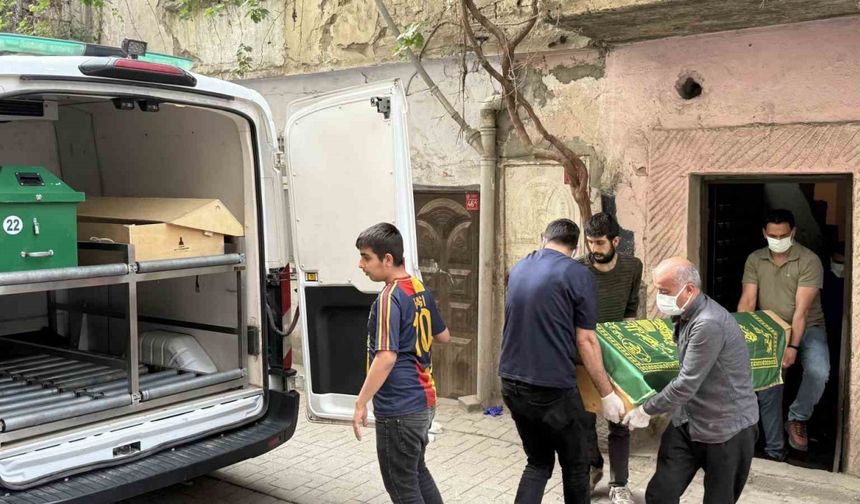 İki gündür haber alınamayan şahıs evde ölü bulundu