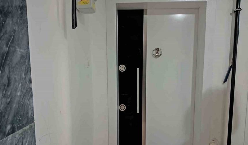 İntihar eden kanser hastası adamın eşini bakacak kimse olmadığı için öldürdüğü iddiası