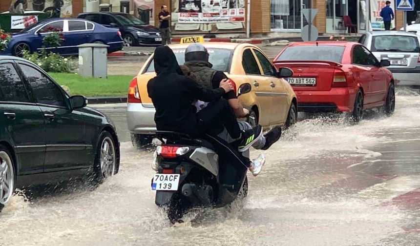 Karaman’da sağanak yağış etkili oldu